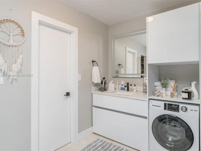 20505 E Country Club Dr # 1734, Aventura FL 33180