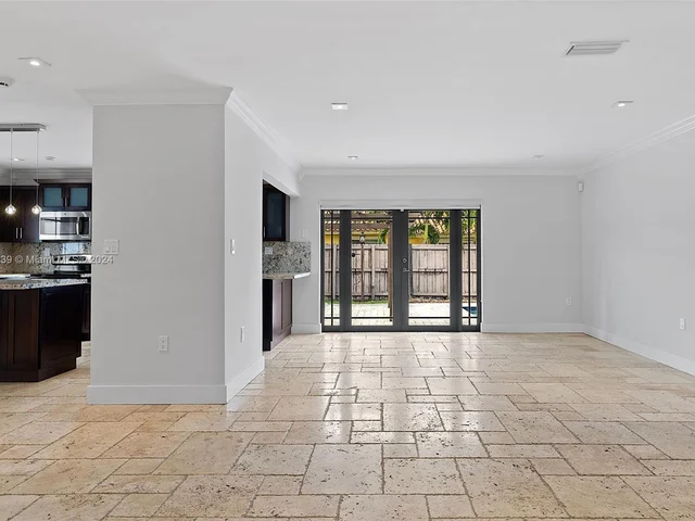 12661 SW 20th Ter, Miami FL 33175