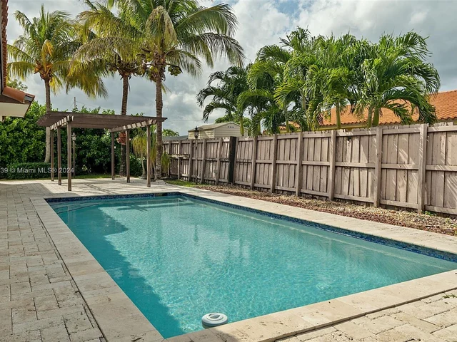 12661 SW 20th Ter, Miami FL 33175