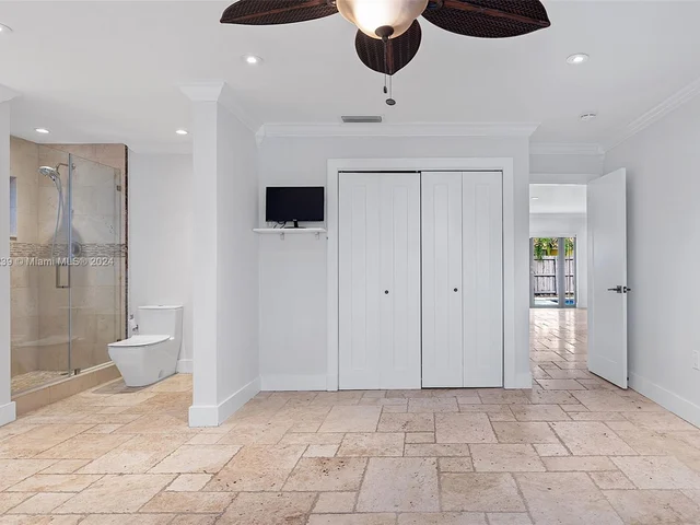 12661 SW 20th Ter, Miami FL 33175