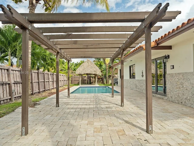 12661 SW 20th Ter, Miami FL 33175