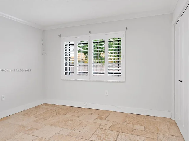 12661 SW 20th Ter, Miami FL 33175