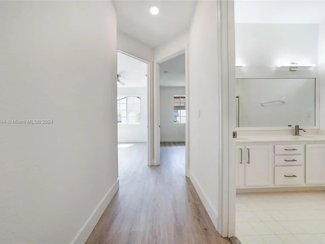 131 SE 7th Ave, Pompano Beach FL 33062