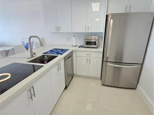 401 Ocean Dr # 1002, Miami Beach FL 33139