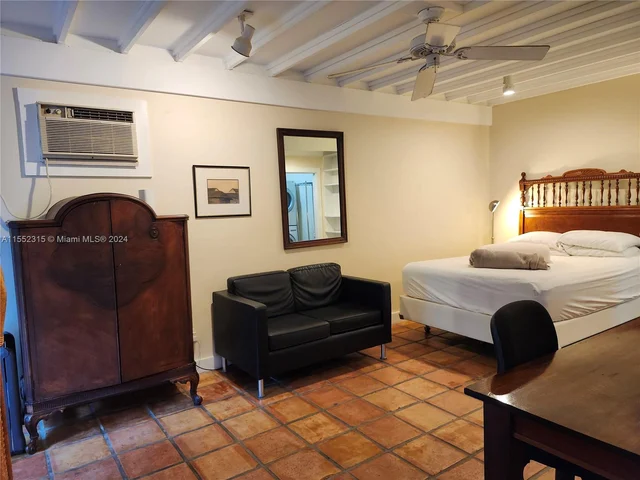 3940 Main Hwy, Miami FL 33133