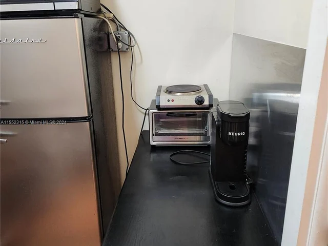 3940 Main Hwy, Miami FL 33133