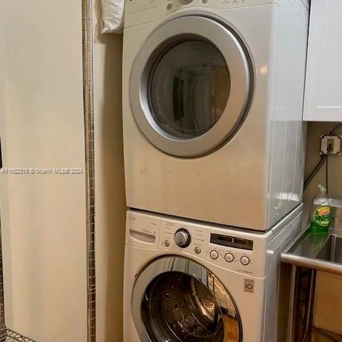 3940 Main Hwy, Miami FL 33133