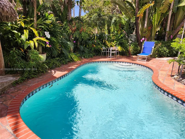 3940 Main Hwy, Miami FL 33133