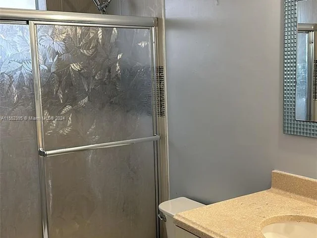 140 NW 86th Pl, Miami FL 33126