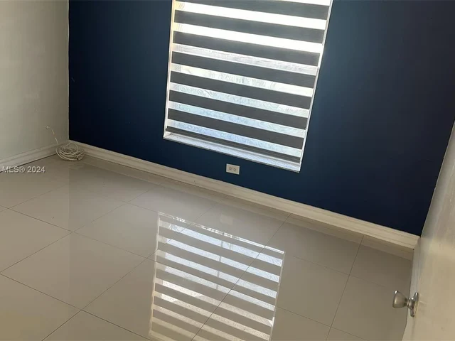 140 NW 86th Pl, Miami FL 33126