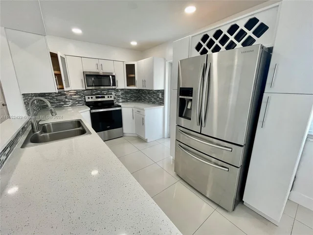 9702 SW 37 Terrace # 9702, Miami FL 33165