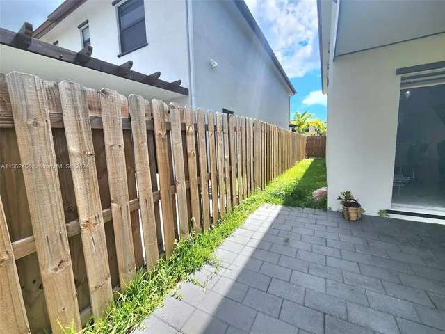 25336 SW 107th Ct, Homestead FL 33032