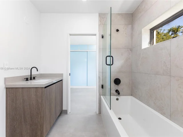 2453 SW 23rd St # 0, Miami FL 33145