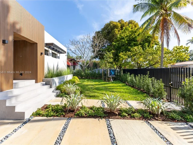 2453 SW 23rd St # 0, Miami FL 33145