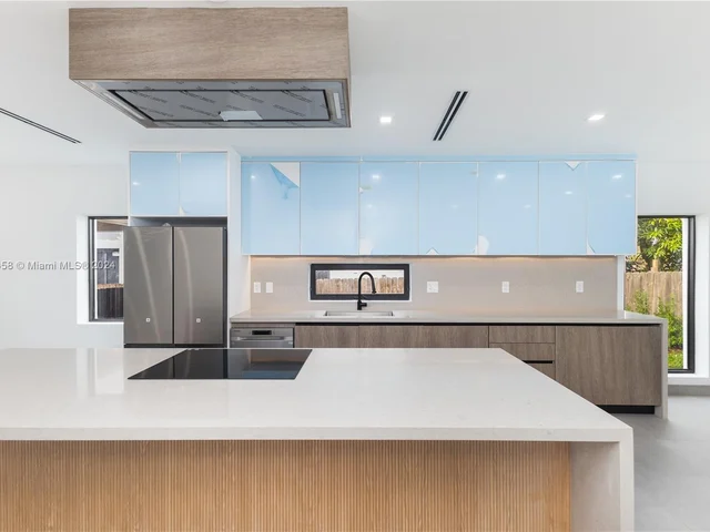 2453 SW 23rd St # 0, Miami FL 33145