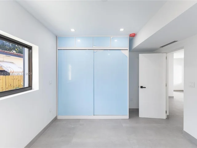 2453 SW 23rd St # 0, Miami FL 33145