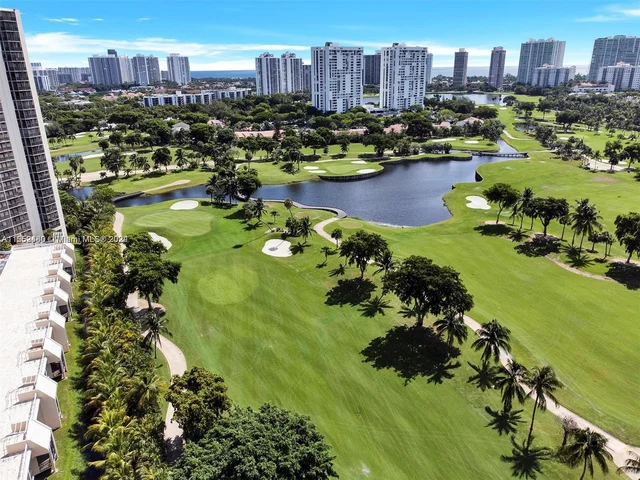 20301 W Country Club Dr # 729, Aventura FL 33180