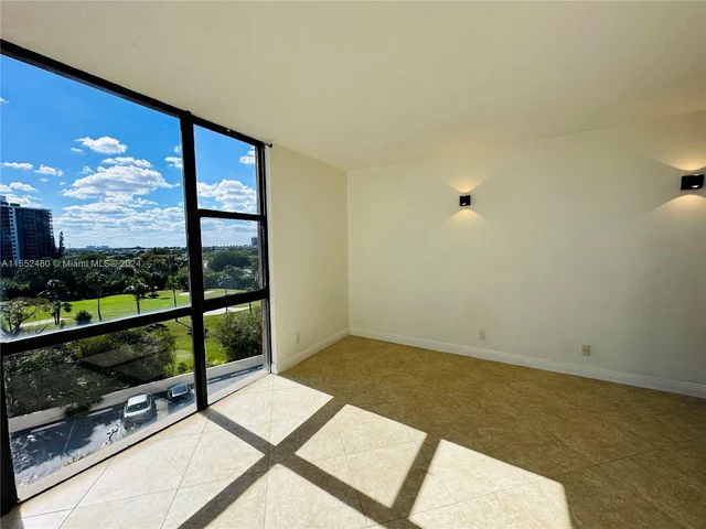 20301 W Country Club Dr # 729, Aventura FL 33180