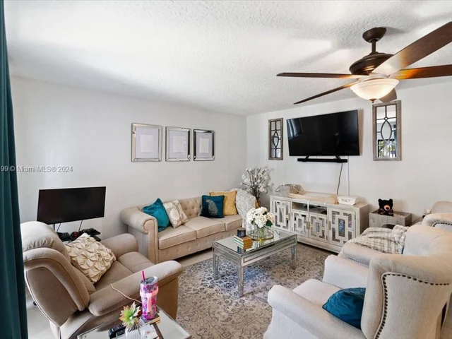 2295 Lena Ln # 2295, West Palm Beach FL 33415