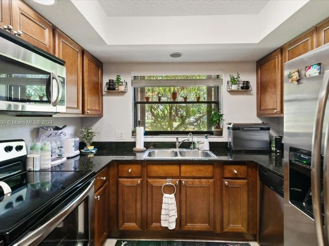 2295 Lena Ln # 2295, West Palm Beach FL 33415