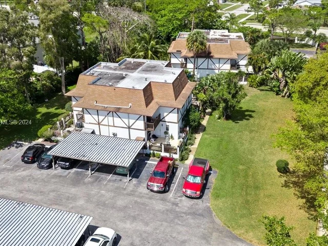 2295 Lena Ln # 2295, West Palm Beach FL 33415