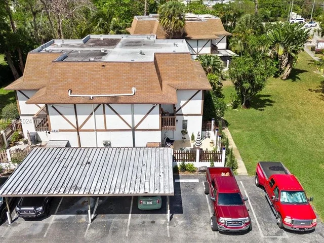 2295 Lena Ln # 2295, West Palm Beach FL 33415