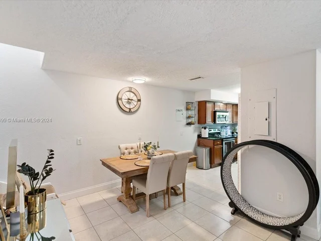 2295 Lena Ln # 2295, West Palm Beach FL 33415