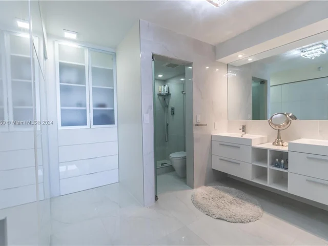 20515 E Country Club Dr # 2244, Aventura FL 33180