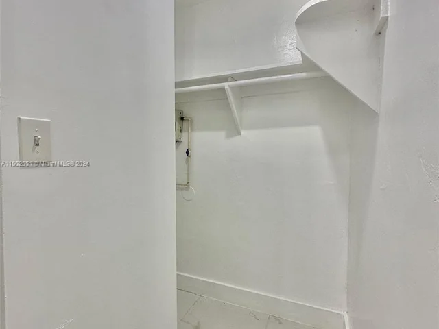 62 NE 78th St # 4, Miami FL 33138