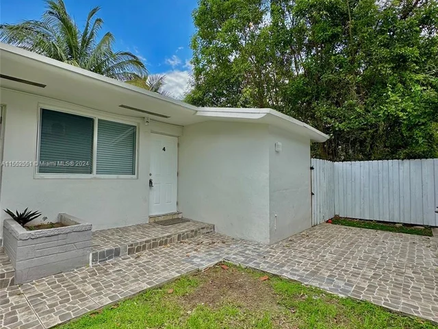 62 NE 78th St # 4, Miami FL 33138