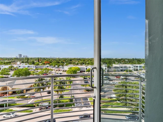 1789 NE Miami Gardens Dr # 505W, Miami FL 33179