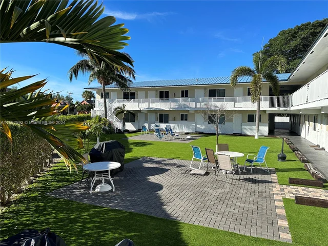 110 NE 19th Ave # 18, Deerfield Beach FL 33441