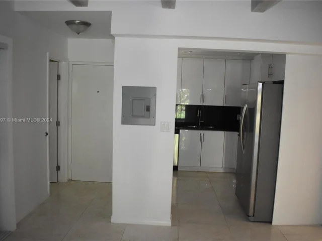 1777 MICHIGAN AV # 202, Miami Beach FL 33139