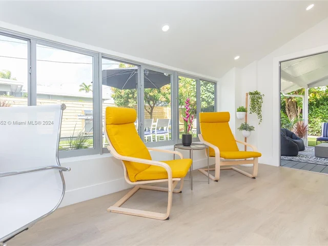 101 NW 47th St, Miami FL 33127