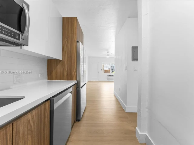 1035 9th St # 6, Miami Beach FL 33139