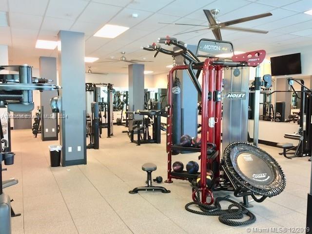 2501 S Ocean Dr, Hollywood FL 33019