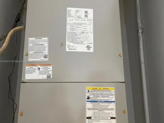 4905 SW 137th Ct, Miami FL 33175