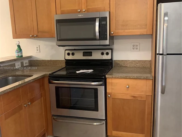 9858 Nob Hill Ln # 9858, Sunrise FL 33351