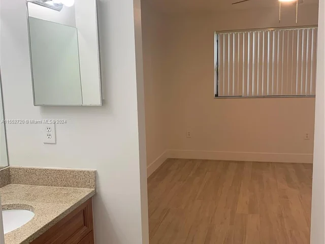 9858 Nob Hill Ln # 9858, Sunrise FL 33351