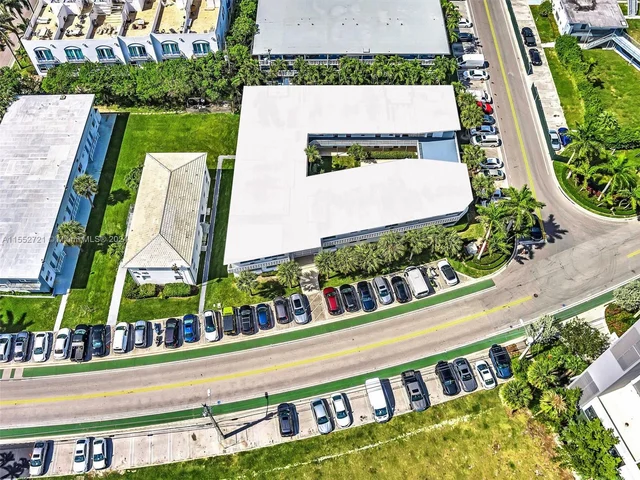 10190 E Bay Harbor Dr # 7E, Bay Harbor Islands FL 33154