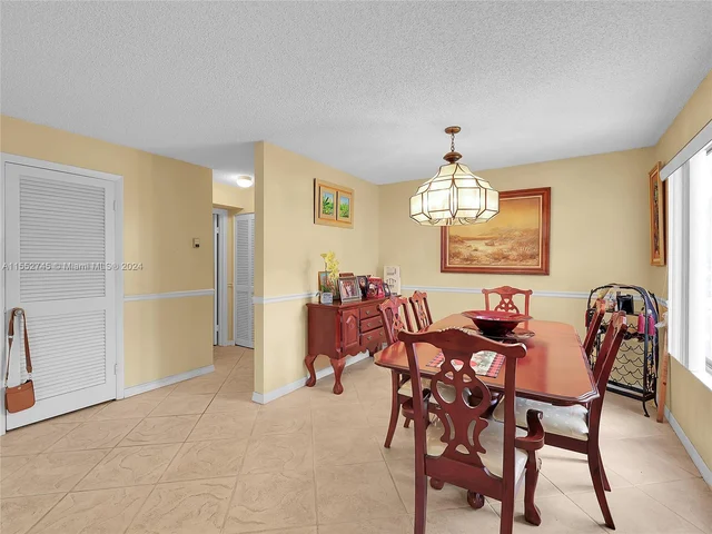 3710 NW 19th St, Coconut Creek FL 33066