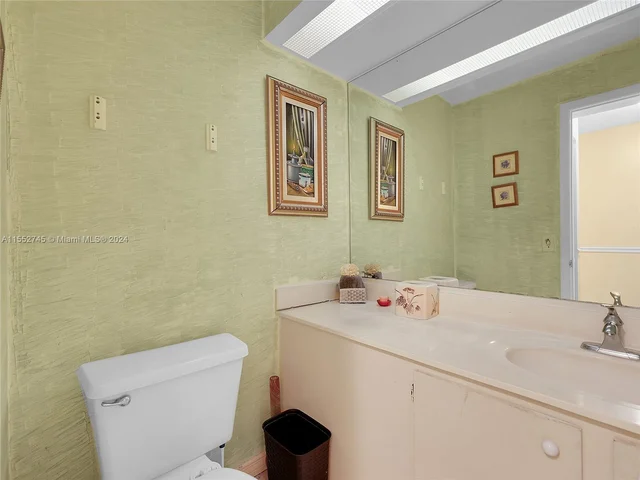 3710 NW 19th St, Coconut Creek FL 33066