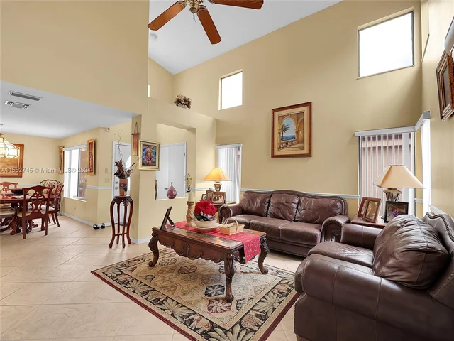 3710 NW 19th St, Coconut Creek FL 33066