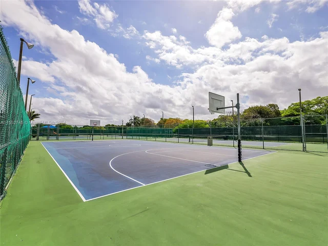 3710 NW 19th St, Coconut Creek FL 33066