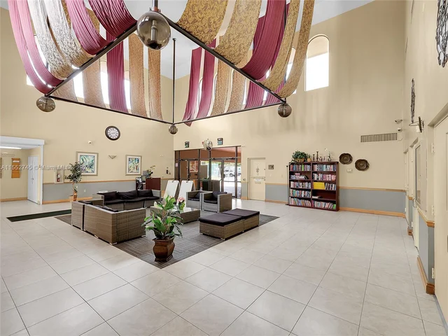 3710 NW 19th St, Coconut Creek FL 33066