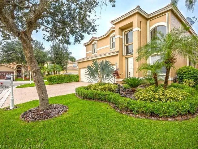 5289 NW 112th Way, Coral Springs FL 33076