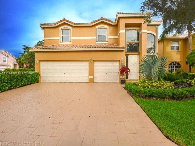 5289 NW 112th Way, Coral Springs FL 33076