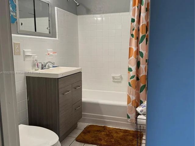 650 SW 28th Ter # 1, Fort Lauderdale FL 33312