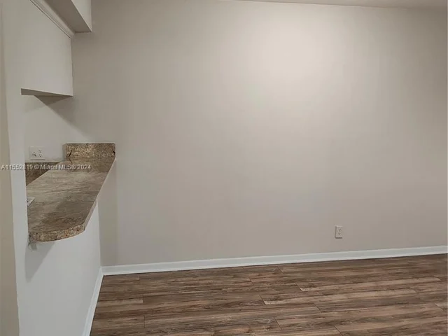 8180 Geneva Ct # 529, Doral FL 33166