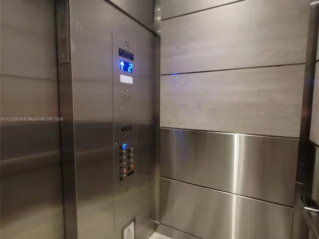 8180 Geneva Ct # 529, Doral FL 33166